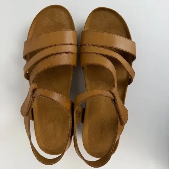 Baretraps Janus Strappy Sandal, Tan, 11B - Picture 6 of 11